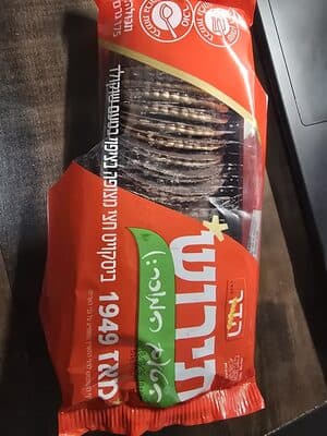 ביסקוויט חצי מצופה
